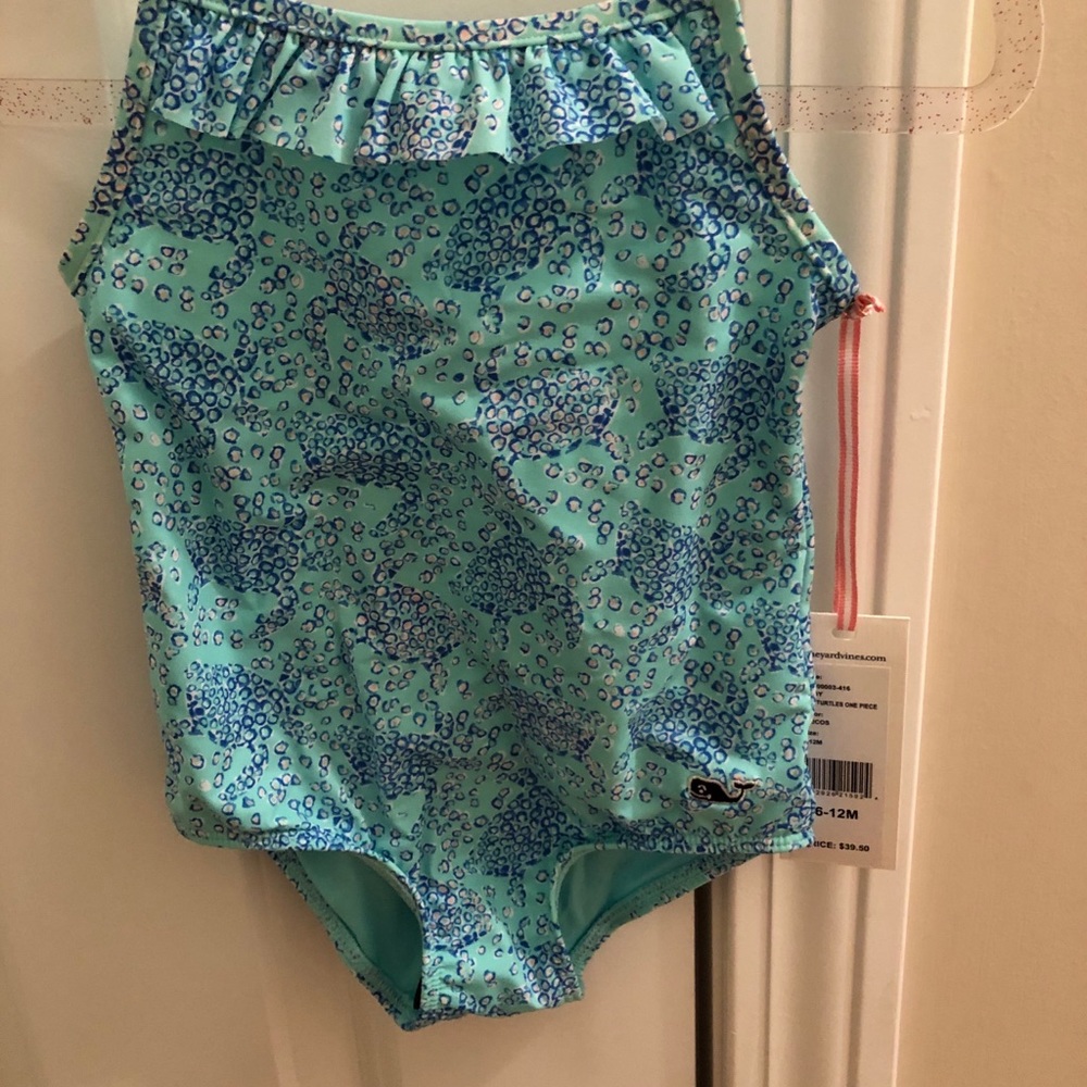 Vineyard vines bathing suit NWT